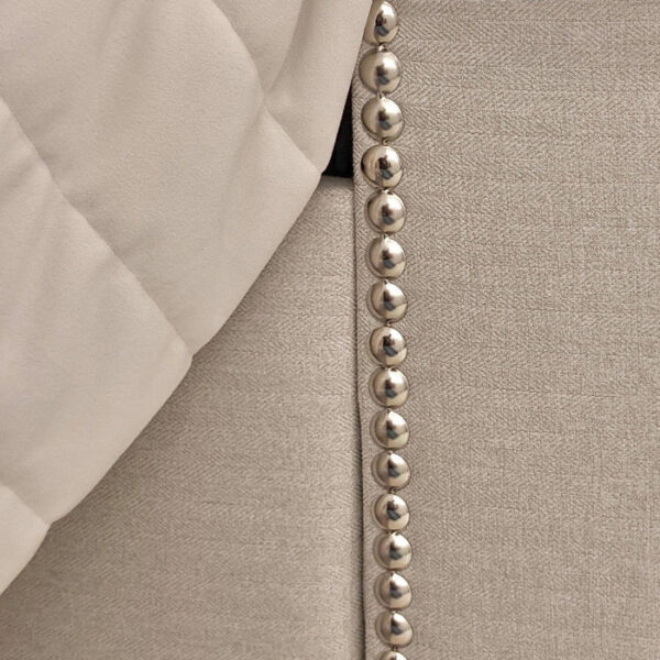 Baldrine Luxury Bed - Image 4